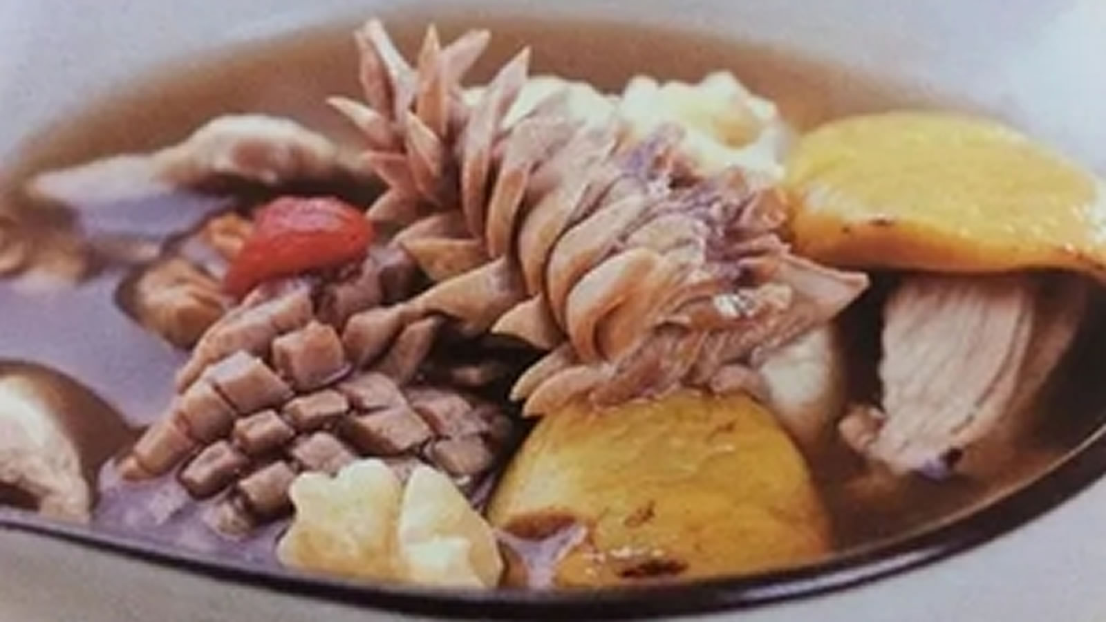 杜仲核桃煲猪腰